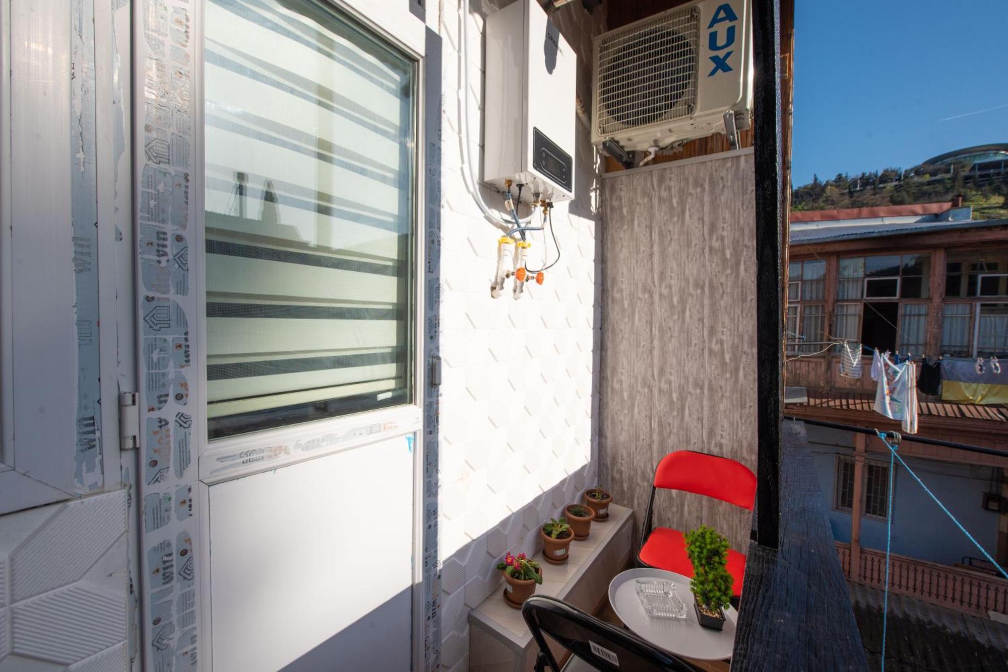 Apartment In Old 第比利斯 外观 照片